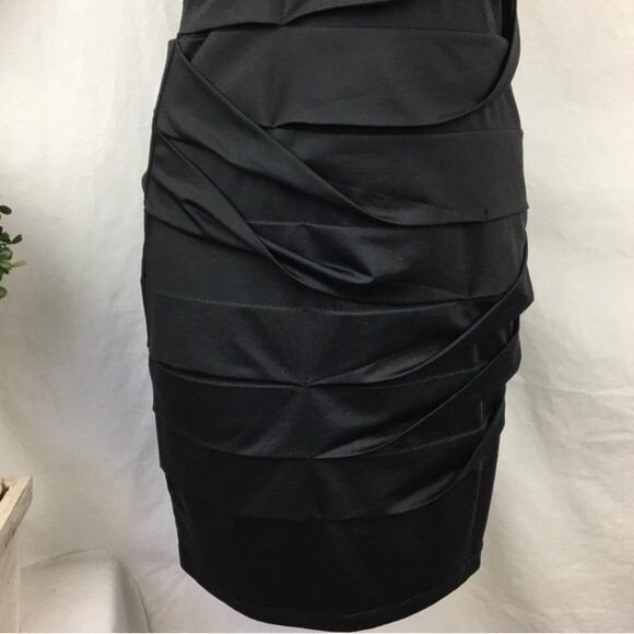 Nikibiki Black Slinky Body Con Bandage Sleeveless Mini Dress L - Picture 4 of 7